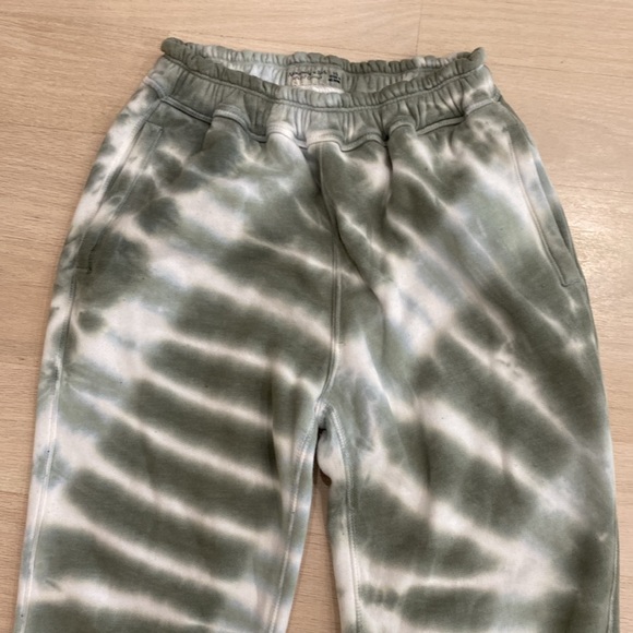 Abercrombie & Fitch Green Dyed Sweatpants - XS - Picture 3 of 8